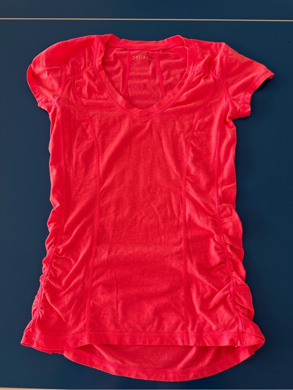 Zella Women's Neon pink Ruched V-Neck Short Sleeve Top. Size M. Like New